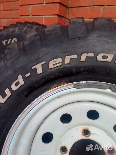 Bfgoodrich All-Terrain T/A 285/75 R16 126