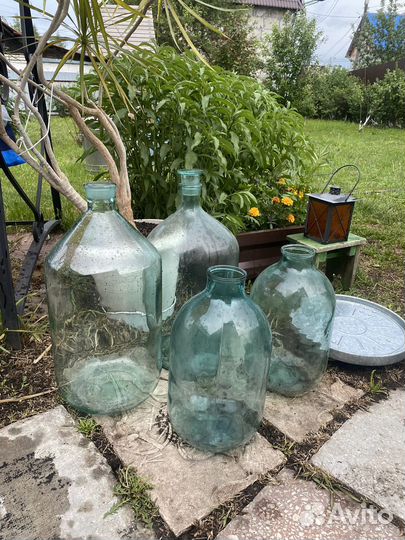 Старинные винные бутылки