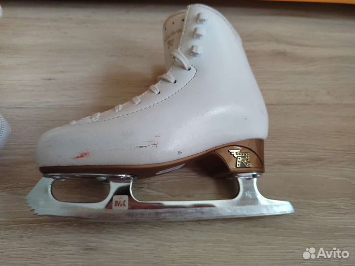 Фигурные коньки risport antares