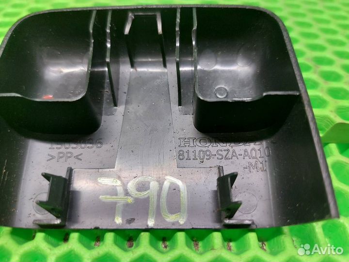 Накладка салазки сиденья Honda Pilot YF4 J35Z4