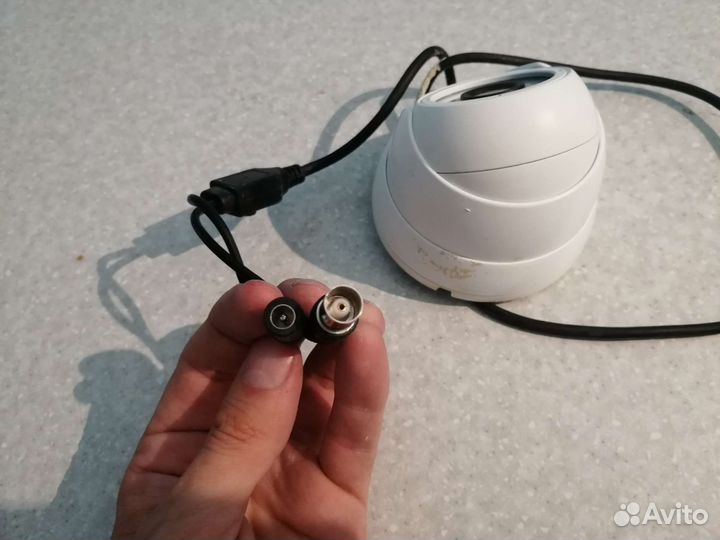 Камера видеонаблюдения купольная