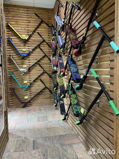 Самокат трюковой для самых маленьких