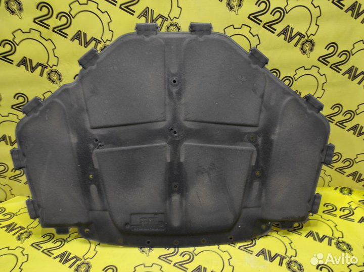 Утеплитель капота Bmw X5 E70 N55 (3 10.05.2011