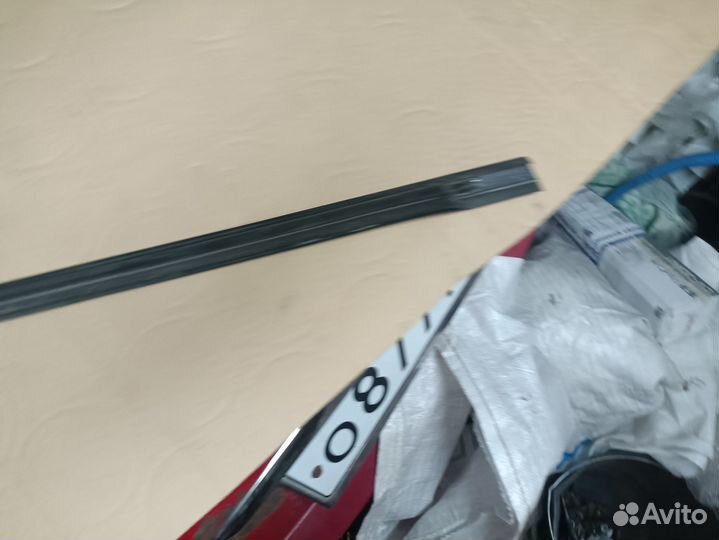 Молдинг стекла передний левый Lifan Breez