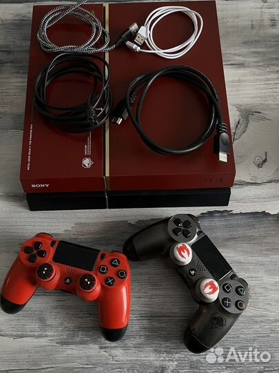 PS 4 Red 500 Gb Limited edition + 103 игры