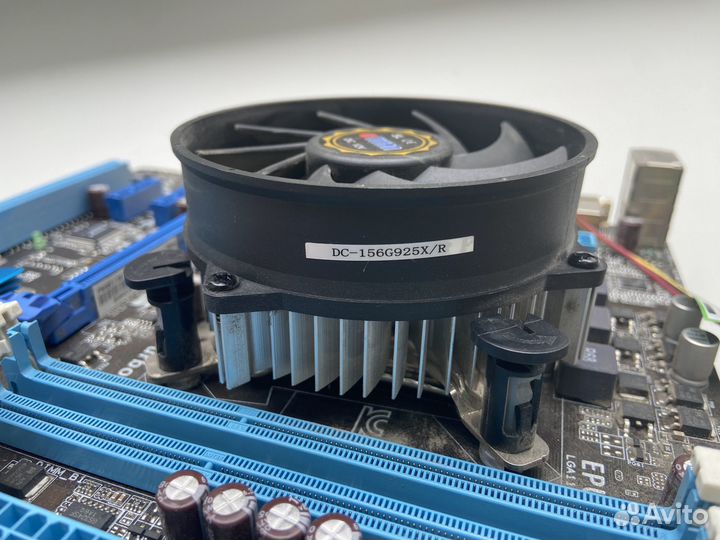 Материнская карта asus P8H 61-m le с кулером