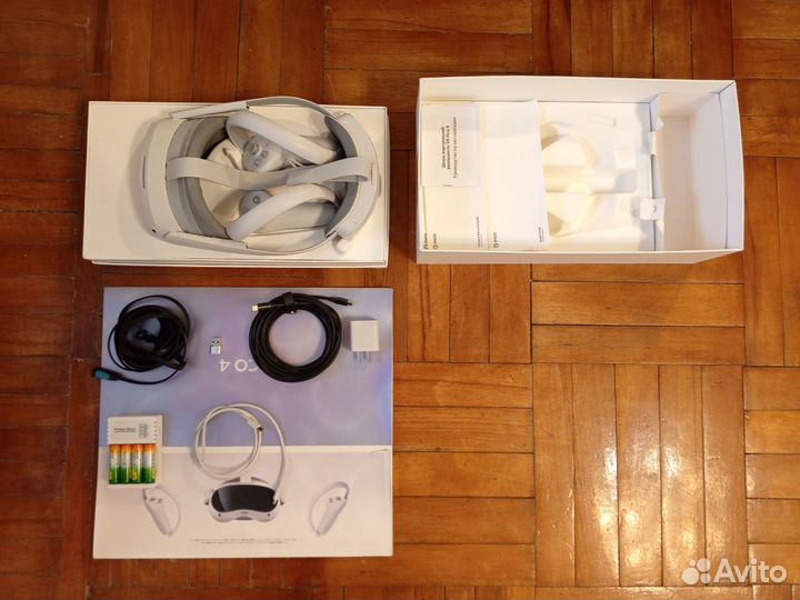 Продам шлем виртуальной реальности Pico 4 256gb