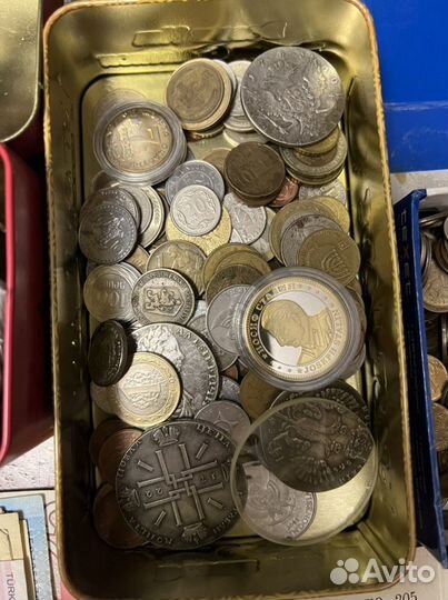 Монеты и банкноты