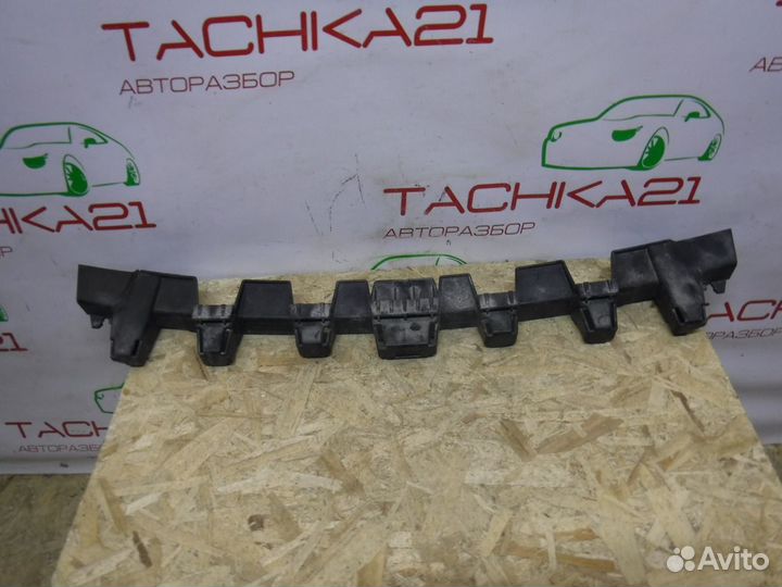 Кронштейн переднего бампера Porsche 911