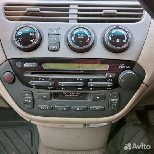 Штатная автомагнитола