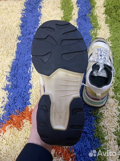 Кросовки зара