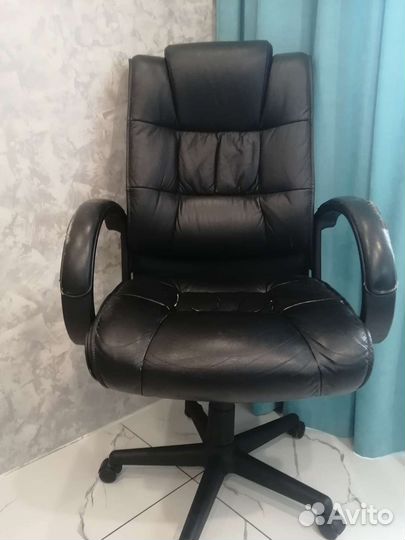 Компьютерное кресло