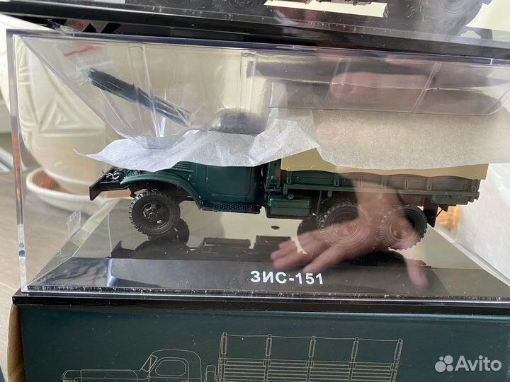 Модель автомобиля урал зис Dip avd 1:43