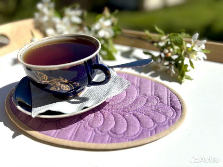 Кухонный набор: грелка на чайник + 2 подст. д/чаш