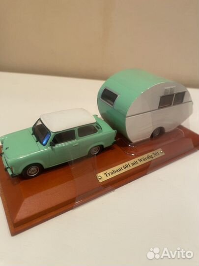 Трабант коллекционная модель 1:43