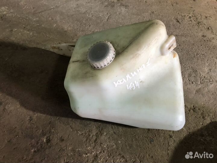 Бачок омывателя калина