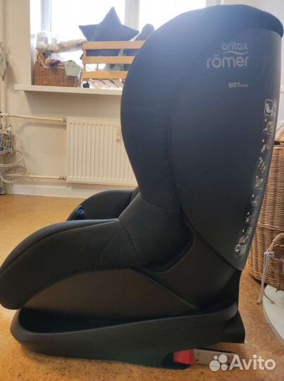 Автокресло britax romer trifix2 i size