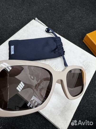 Очки prada женские