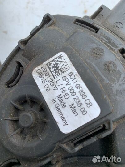 Педаль газа Ford Transit