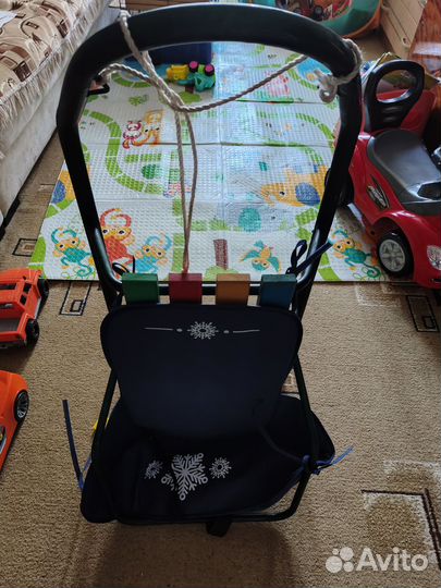 Детские санки очень прочные