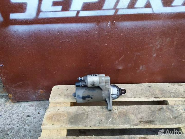 Стартер Volkswagen Passat B7 1.4 caxa 2011