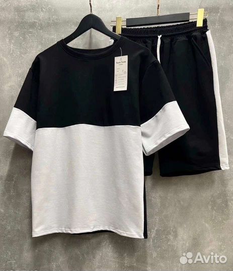 Спортивный костюм без логотипов