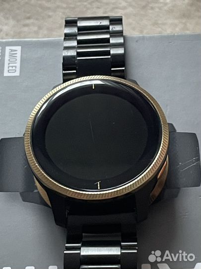 Garmin Venu Black Gold