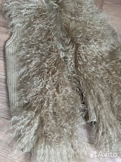 Жилетка вязаная для девочки