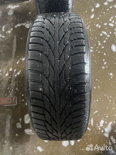 Momo North Pole W2 235/55 R18