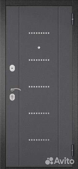 Дверь входная с зеркалом