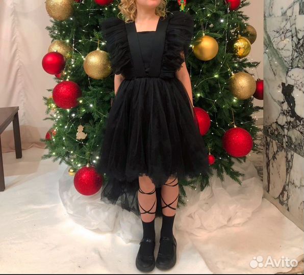 Нарядное платье для девочки 152