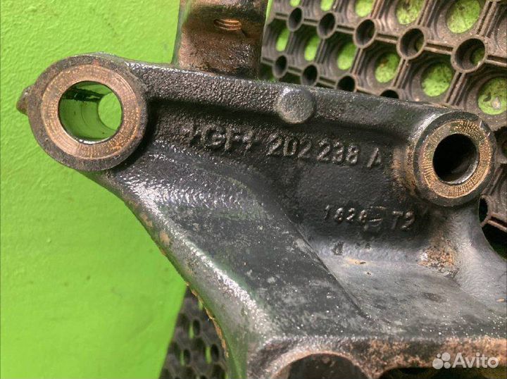 Кронштейн MAN TGX