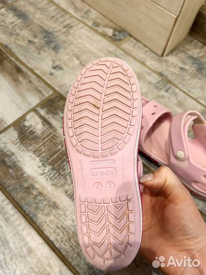 Сандалии crocs для девочки