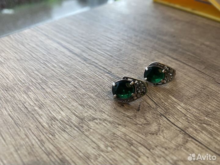 Серьги с изумрудами СССР