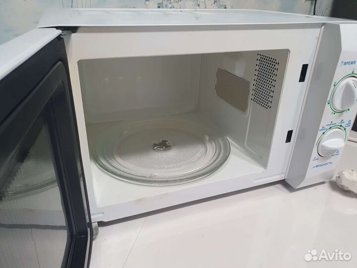 Микроволновая печь Fusion mwfs-1801MW