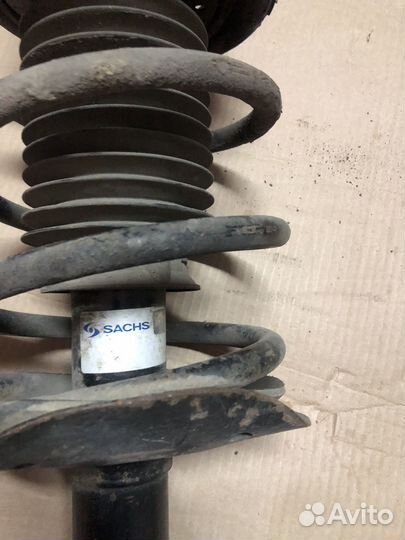 Амортизаторы в сборе