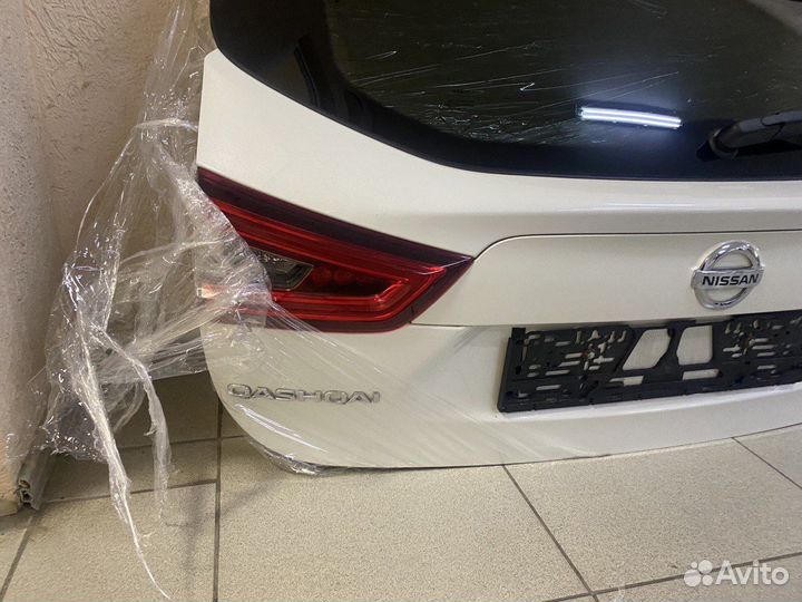 Nissan Qashqai 2013-22 г J11 крышка багажника