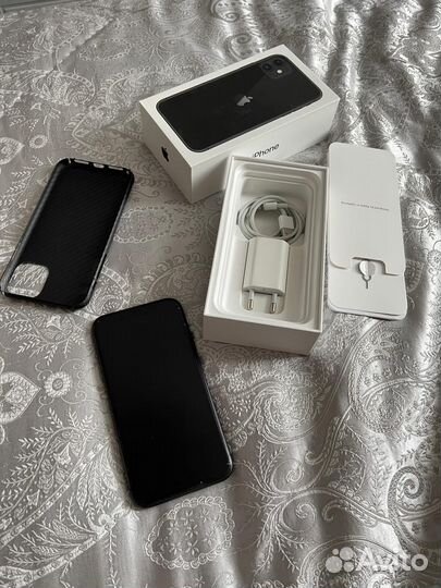 Телефон iPhone 11 128gb весь в оригинале