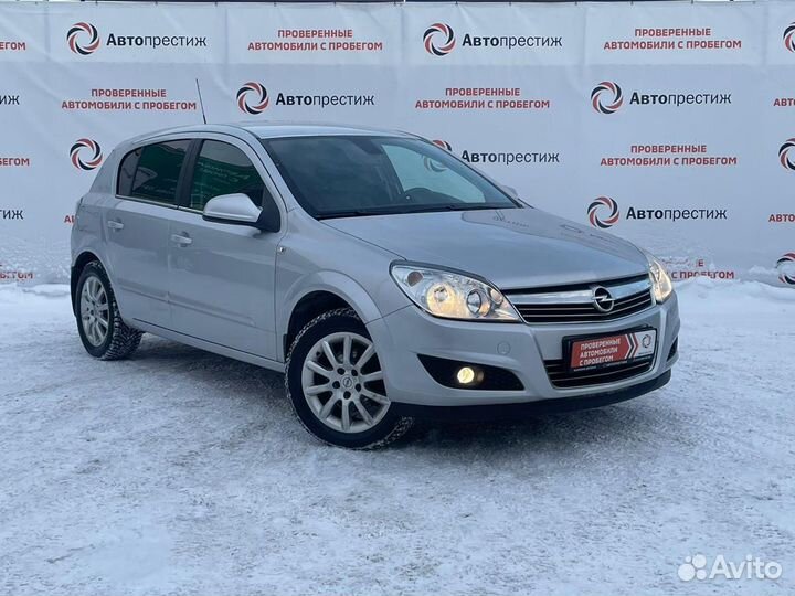 Opel Astra 1.8 AT, 2014, 123 120 км