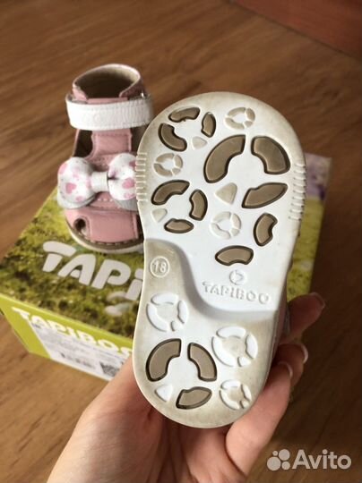 Сандалии для девочки