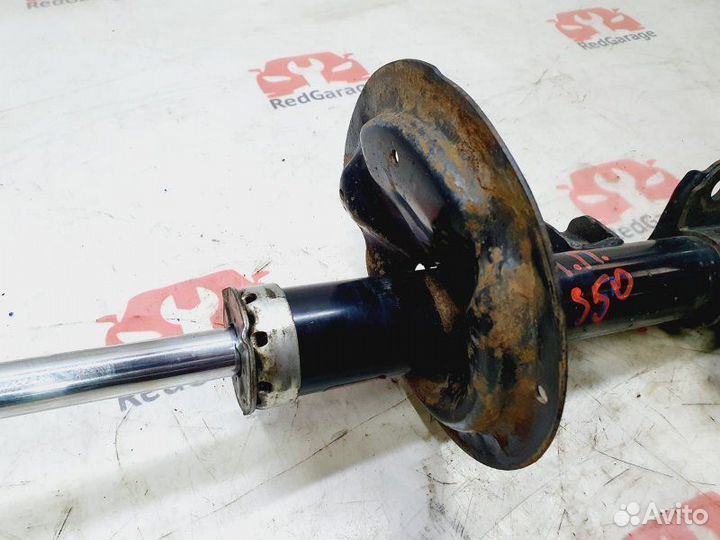 Стойка передняя левая Infiniti Fx45 S50 VK45DE