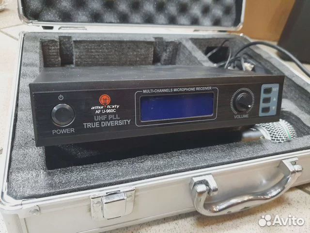 Arthur Forty U-960C Вокальная радиосистема