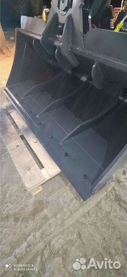 Планировочный ковш для экскаватора Hitachi ZX200