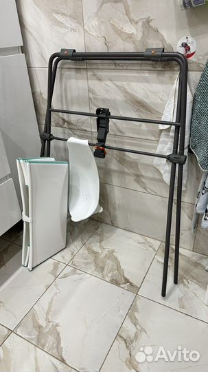 Stokke Складная ванночка с горкой, подставка