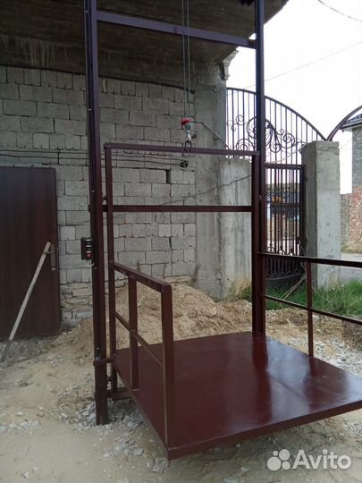 Изготовление и установка грузовых лифтов