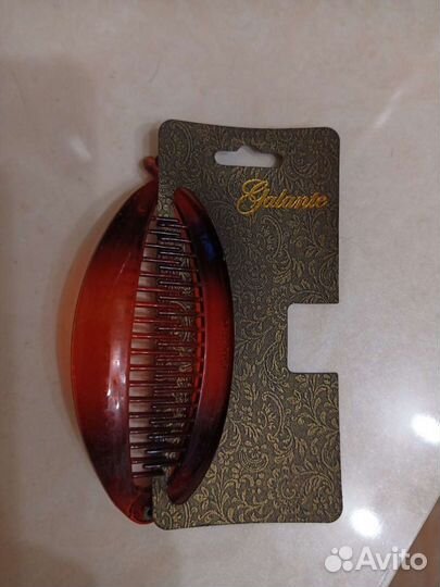 Заколки для волос