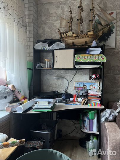 Компьютерный стол