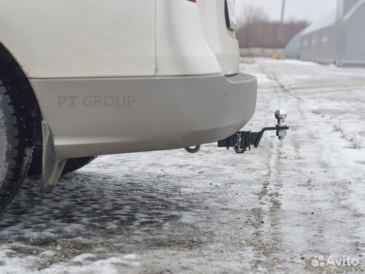 Фаркоп под квадрат Hyundai H-1 II, 2007-2015 пт Гр