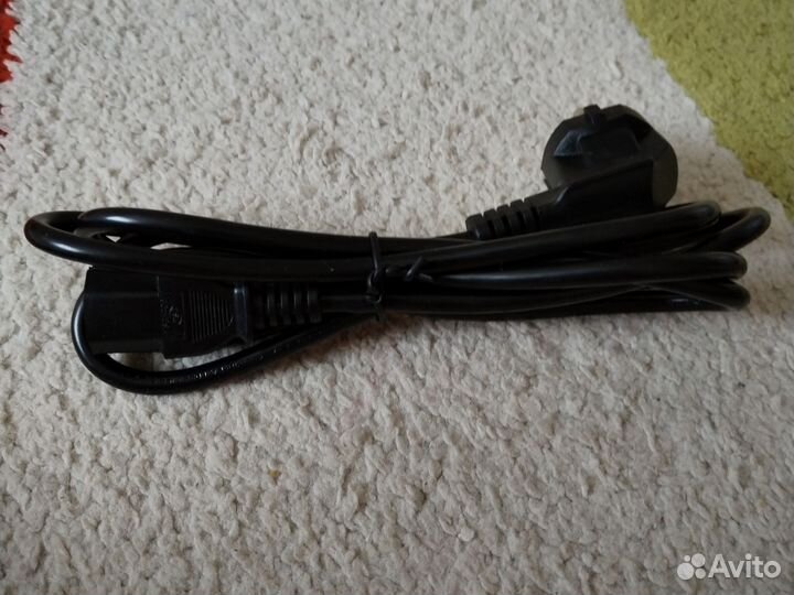 Кабель для компьютера