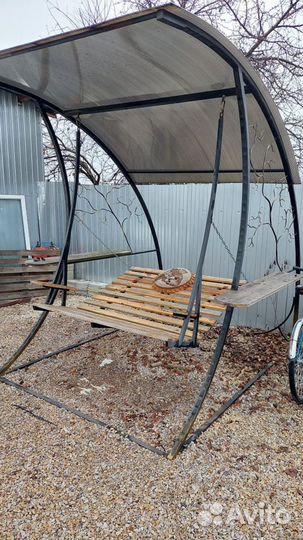 Садовые качели